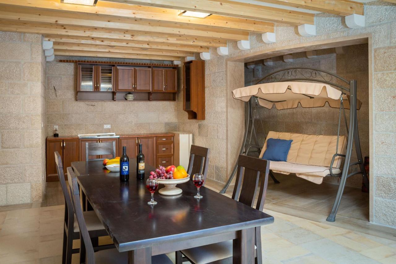 Luxury Stone Villa Nevija 2022 Private Villa Milna  Bagian luar foto