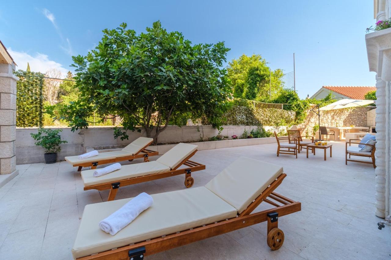Luxury Stone Villa Nevija 2022 Private Villa Milna  Bagian luar foto