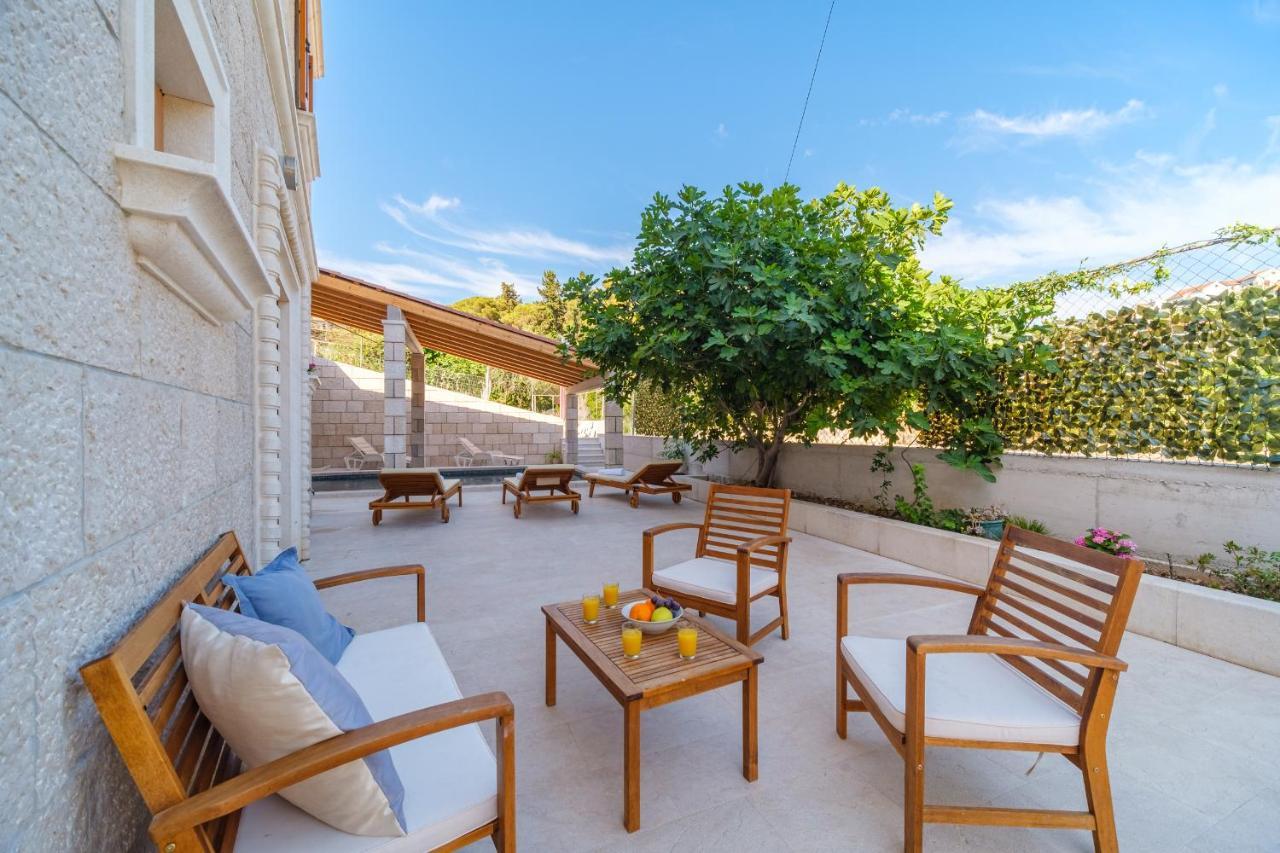 Luxury Stone Villa Nevija 2022 Private Villa Milna  Bagian luar foto